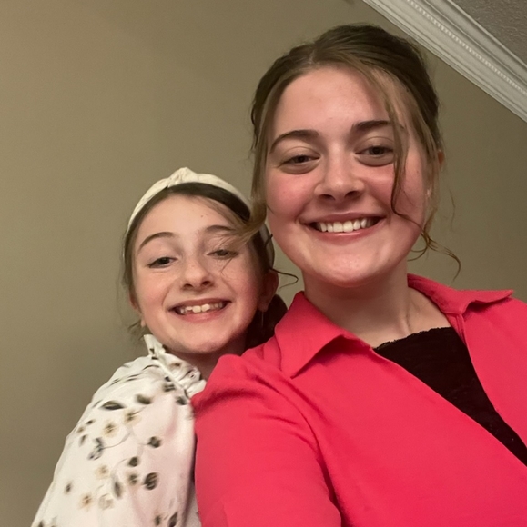 Meet your Posher, Macy - Picture 6 of 9